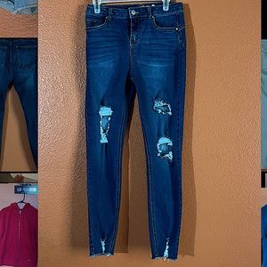 Dark blue distressed jean